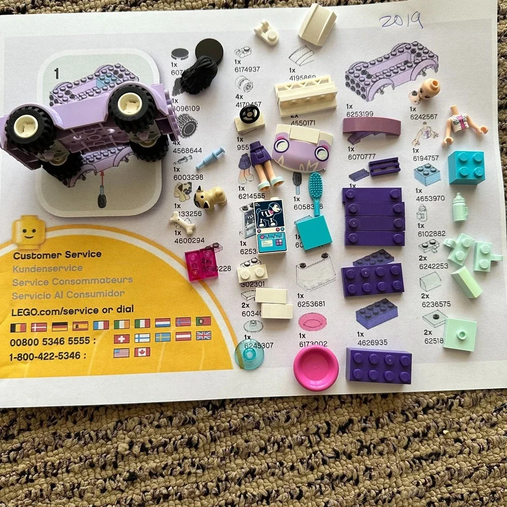 LEGO FRIENDS: Emma's Mobile Vet Clinic (41360)‎ Incomplete